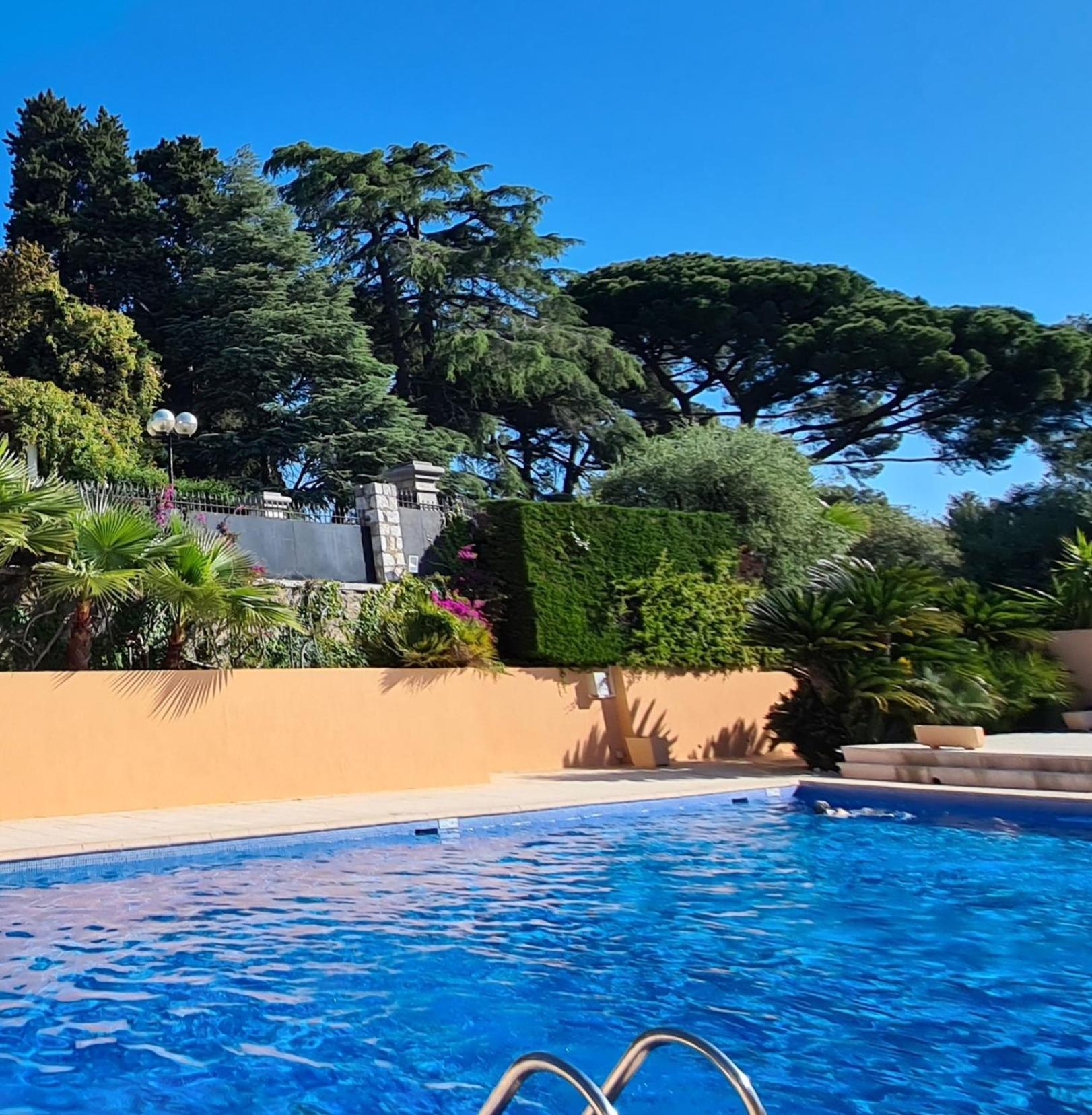 Studio Grande Terrasse A 5 Min De La Mer Nice Bagian luar foto